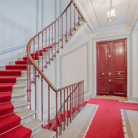 Appartement Chic & Stylish 1bd Champs Elysees Paris